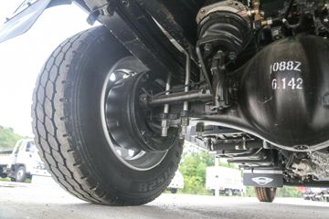 �������� ʱ�����726 151���� 4X2 2.8���Ű���ж��ͼƬ