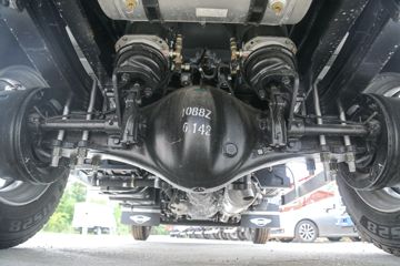 �������� ʱ�����726 151���� 4X2 2.8���Ű���ж��ͼƬ