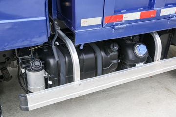 �������� ʱ�����726 151���� 4X2 2.8���Ű���ж��ͼƬ