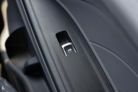 凯运+&nbsp;冷藏车驾驶室图片