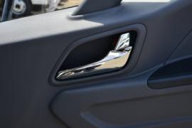 凯运+&nbsp;冷藏车驾驶室图片