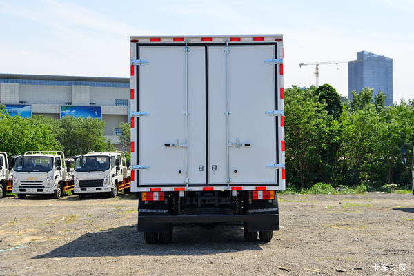 疯狂促销,直降1.68万!无锡市凯威载货车系列优惠价