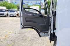 江铃 凯威宽体 127马力 4.08米单排厢式轻卡(国六)(气刹)(JX5045XXYTGD26)