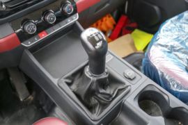 骁运S PLUS 载货车驾驶室                                               图片