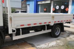 福田瑞沃 骁运S PLUS 150马力 4.18米单排栏板轻卡(BJ1045V9JBA-03)