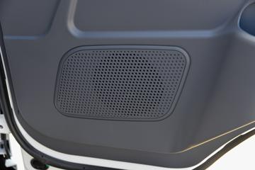 �����Ῠ ����Z1 151���� 4.18�׵��������Ῠ(YTQ1041KK333)ͼƬ