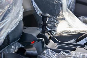 �����Ῠ ����Z1 151���� 4.18�׵��������Ῠ(YTQ1041KK333)ͼƬ