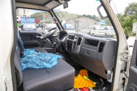 骁运S1&nbsp;载货车驾驶室                                               图片