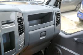 骁运S1&nbsp;载货车驾驶室                                               图片