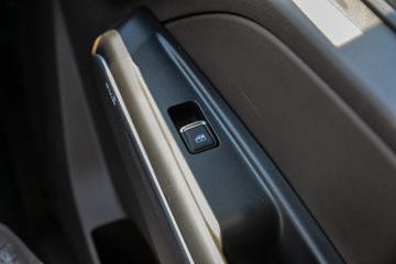 ���� �������� 143���� 3.2��˫�������Ῠ(����)(��ɲ)(JX1043TSGF26)ͼƬ