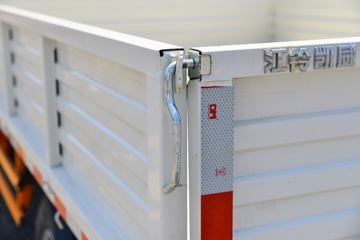 ���� �������� 143���� 3.2��˫�������Ῠ(����)(��ɲ)(JX1043TSGF26)ͼƬ