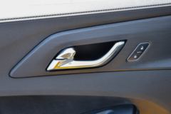 江铃 宝典 2023款 2.5T柴油 140马力 手动两驱 长轴双排皮卡