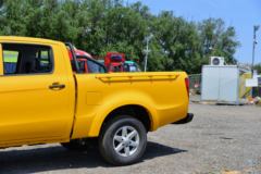 江铃 宝典 2023款 2.5T柴油 140马力 手动两驱 长轴双排皮卡