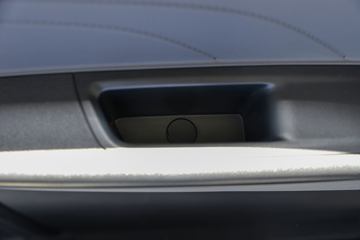 ���� ����+ ���� ��ͨ�� 152���� 3.2��˫�������Ῠ(JX1044TSGA26)ͼƬ