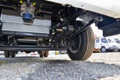 江铃 凯运+蓝鲸 宽体 152马力 4X2 4.02米冷藏车(国六)(JX5049XLCTGA26)