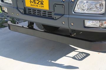 �������ó� ���VR 180���� 4X2 4����ж��(����)ͼƬ