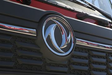 �������ó� ���VR 180���� 4X2 4����ж��(����)ͼƬ