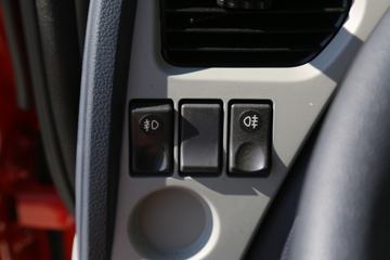 �������ó� ���VR 180���� 4X2 4����ж��(����)ͼƬ