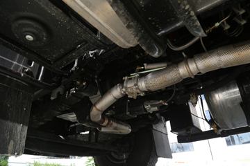 �������ó� ���VR 180���� 4X2 4����ж��(����)ͼƬ