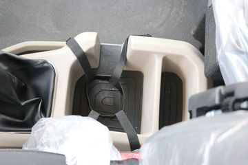 �й����� HOWO MAX 290���� 4X2 9.55����س�(ZZ5187XLCN711KF1)ͼƬ