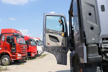 �й����� HOWO MAX 290���� 4X2 9.55����س�(ZZ5187XLCN711KF1)ͼƬ