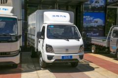 远程 V5M 舒适版 3.7米单排甲醇仓栅式小卡 远程 V5M 舒适版 3.7米单排甲醇仓栅式小卡