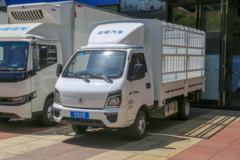 远程 V5M 舒适版 3.7米单排甲醇仓栅式小卡 远程 V5M 舒适版 3.7米单排甲醇仓栅式小卡