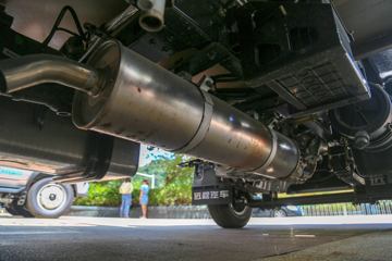 Զ�� V5M ���ʰ� 3.7�׵��ż״���դʽС��ͼƬ