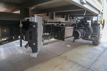 Զ�� V5M ���ʰ� 3.7�׵��ż״���դʽС��ͼƬ