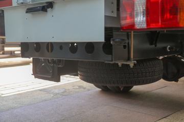 Զ�� V5M ���ʰ� 3.7�׵��ż״���դʽС��ͼƬ