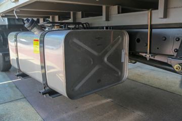 Զ�� V5M ���ʰ� 3.7�׵��ż״���դʽС��ͼƬ