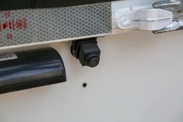 Զ�� V5M ���ʰ� 3.7�׵��ż״���դʽС��ͼƬ