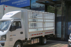 远程 V5M 舒适版 3.7米单排甲醇仓栅式小卡 远程 V5M 舒适版 3.7米单排甲醇仓栅式小卡