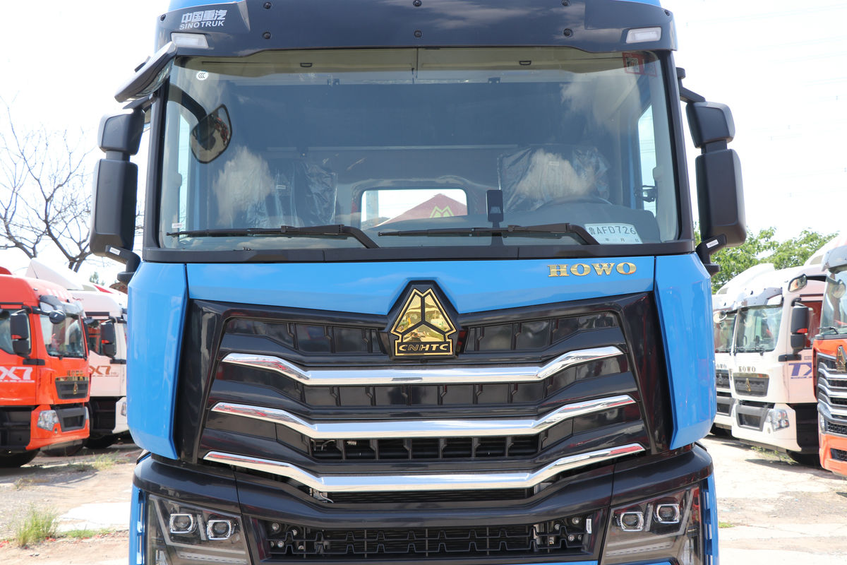й HOWO MAX 540 8X4 9.6AMTԶػ(ZZ1317V446KF1)                                                