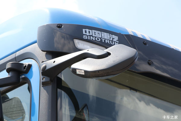 豪沃MAX的升级款的新品车型，超高配