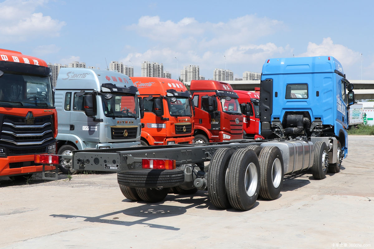 й HOWO MAX 540 8X4 9.6AMTԶػ(ZZ1317V446KF1)                                                