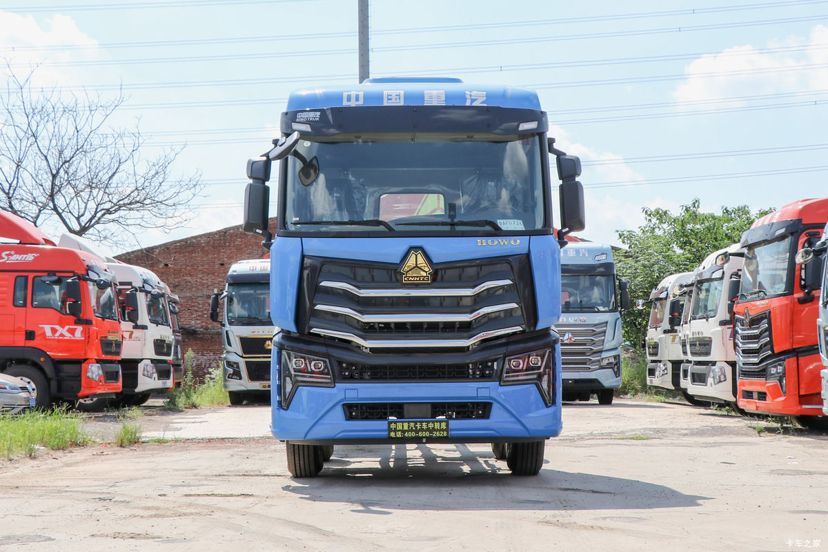 й HOWO MAX 540 8X4 9.6AMTԶػ(ZZ1317V446KF1)                                                