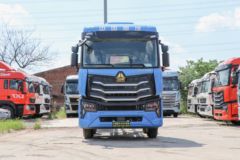 中国重汽 HOWO MAX 540马力 8X4 9.6米AMT自动档栏板载货车(ZZ1317V446KF1)