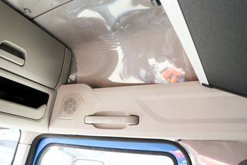 �й����� HOWO MAX 540���� 8X4 9.6��AMT�Զ��������ػ���(ZZ1317V446KF1)ͼƬ