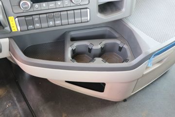 �й����� HOWO MAX 540���� 8X4 9.6��AMT�Զ��������ػ���(ZZ1317V446KF1)ͼƬ