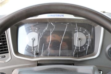 �й����� HOWO MAX 540���� 8X4 9.6��AMT�Զ��������ػ���(ZZ1317V446KF1)ͼƬ