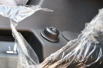 �й����� HOWO MAX 540���� 8X4 9.6��AMT�Զ��������ػ���(ZZ1317V446KF1)ͼƬ