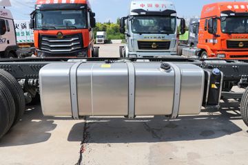 �й����� HOWO MAX 540���� 8X4 9.6��AMT�Զ��������ػ���(ZZ1317V446KF1)ͼƬ