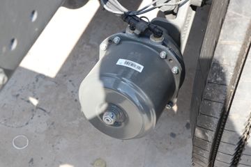 �й����� HOWO MAX 540���� 8X4 9.6��AMT�Զ��������ػ���(ZZ1317V446KF1)ͼƬ