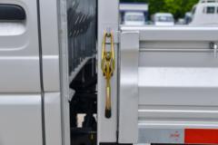 东风途逸 T3Q(原小霸王W) 1.6L 123马力 汽油 2.7米双排栏板小卡(后单胎)(EQ1032D60Q3)