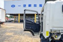 解放 虎VR 140马力 3.32米排半仓栅式轻卡(万里扬5档) 解放 虎VR 140马力 3.32米排半仓栅式轻卡(万里扬5档)