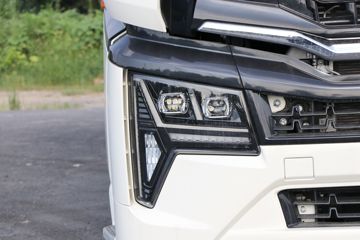 �й����� HOWO MAX 540���� 8X4 AMT�Զ����ʻ�ˮ��Ʒ���䳵(����������)(ZXD5310TSCZQHW1)ͼƬ