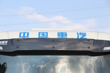 �й����� HOWO MAX 540���� 8X4 AMT�Զ����ʻ�ˮ��Ʒ���䳵(����������)(ZXD5310TSCZQHW1)ͼƬ