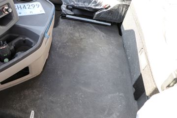 �й����� HOWO MAX 540���� 8X4 AMT�Զ����ʻ�ˮ��Ʒ���䳵(����������)(ZXD5310TSCZQHW1)ͼƬ