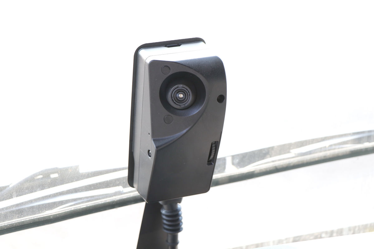 �й����� HOWO MAX 540���� 8X4 AMT�Զ����ʻ�ˮ��Ʒ���䳵(����������)��ʻ��                                               